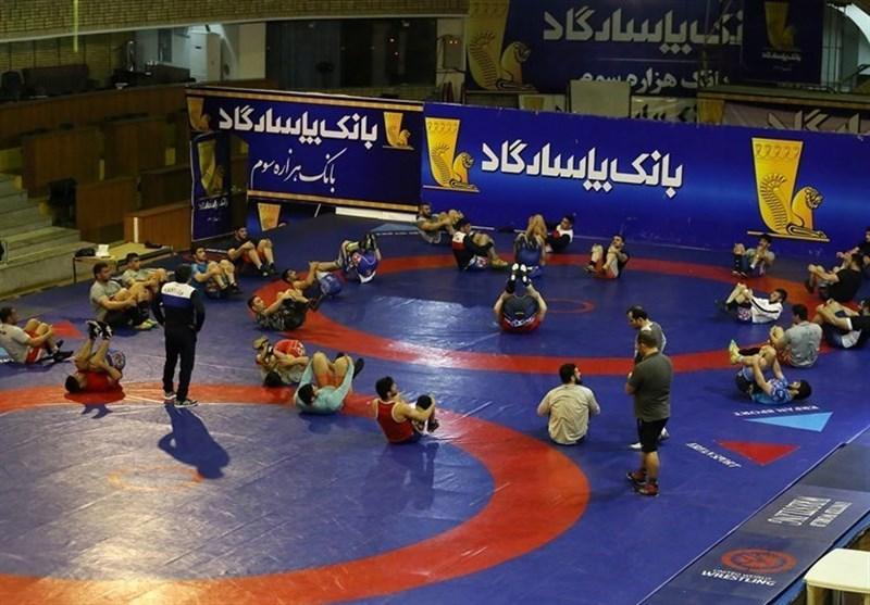 سفر مشترک تیم های ملی کشتی آزاد و فرنگی به مسکو سفر مشترک تیم های ملی کشتی آزاد و فرنگی به مسکو
