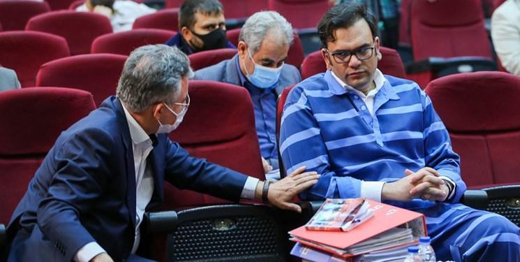 محمد امامی: گره های پرونده فقط با گوش دادن بدون پیش فرض حل می گردد، نماینده دادستان: فضای هنری را تخریب کردید